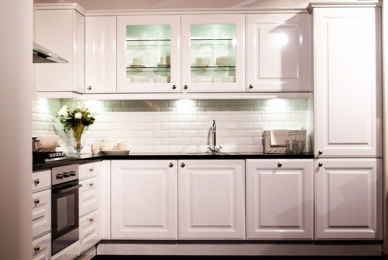 Todays Designer Kitchens qtq80-Fc9zjF 7 Things to Consider BEFORE a Kitchen Renovation. 